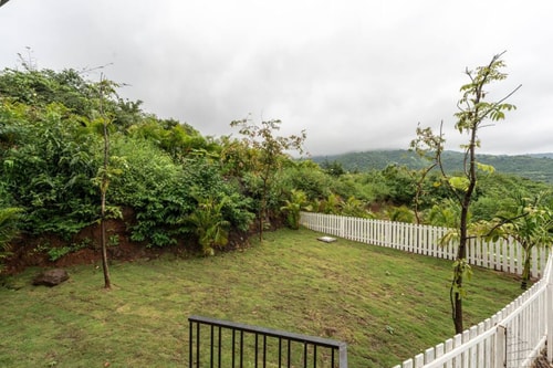 Canopy Cabin with Private Lawn by Tranquil Stays 7 thetranquilstays.com