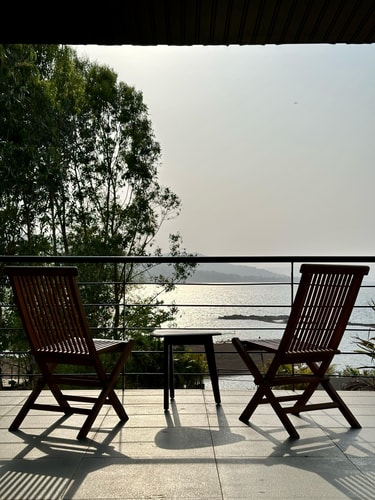 Lakefront Loft 1 Private Pool by Tranquil Stays 6 thetranquilstays.com