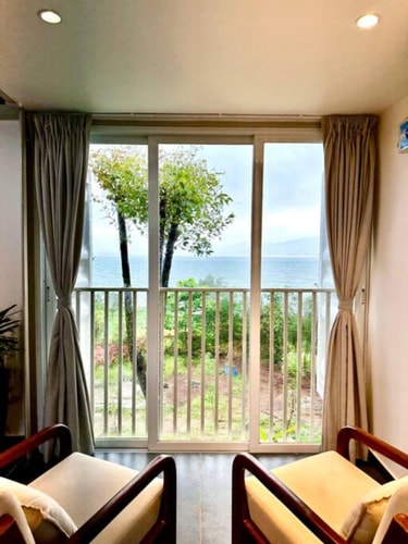 Lakefront Container with Pool by Tranquil Stays 26 thetranquilstays.com