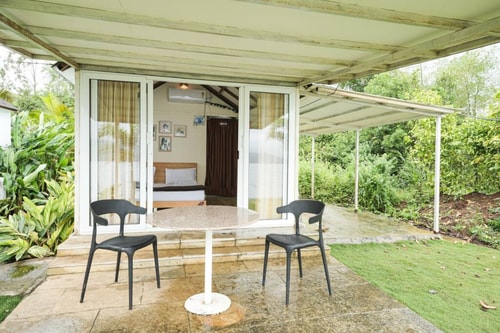 Lakefront Cabin 5 by Tranquil Stays 23 thetranquilstays.com