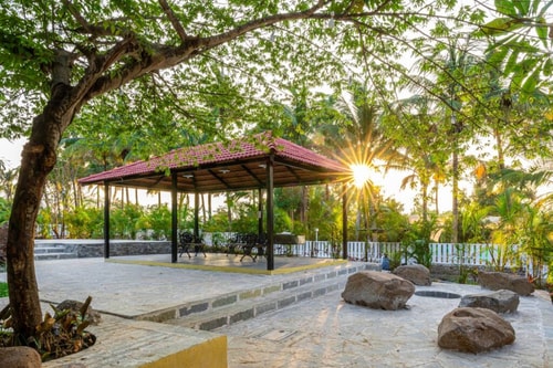 Caasa Tranquilla with Pool near Kasarsai Dam 18 thetranquilstays.com