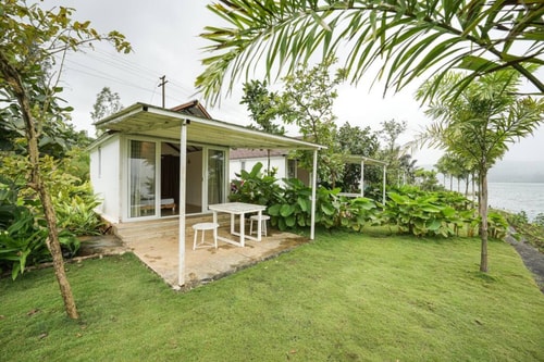 Lakefront Non AC Cabin 1 by Tranquil Stays 21 thetranquilstays.com