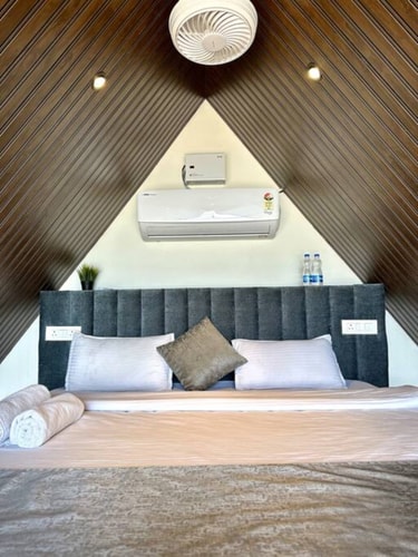 Lakefront Loft 2 Private Pool by Tranquil Stays 4 thetranquilstays.com