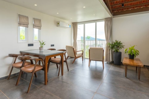 Lakefront Container with Jacuzzi by Tranquil Stays 8 thetranquilstays.com