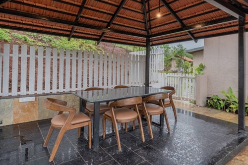 Canopy Cabin with Private Pool by Tranquil Stays 13 thetranquilstays.com