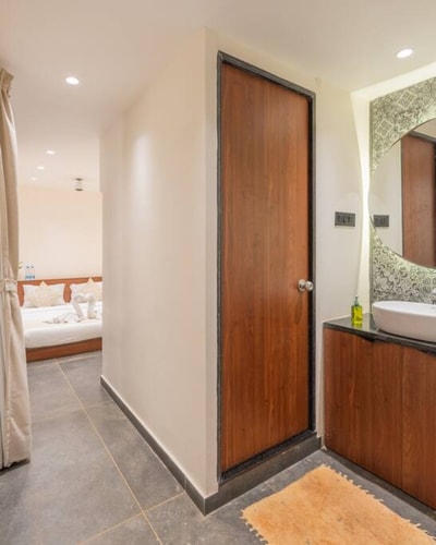 Lakefront Container with Jacuzzi by Tranquil Stays 17 thetranquilstays.com