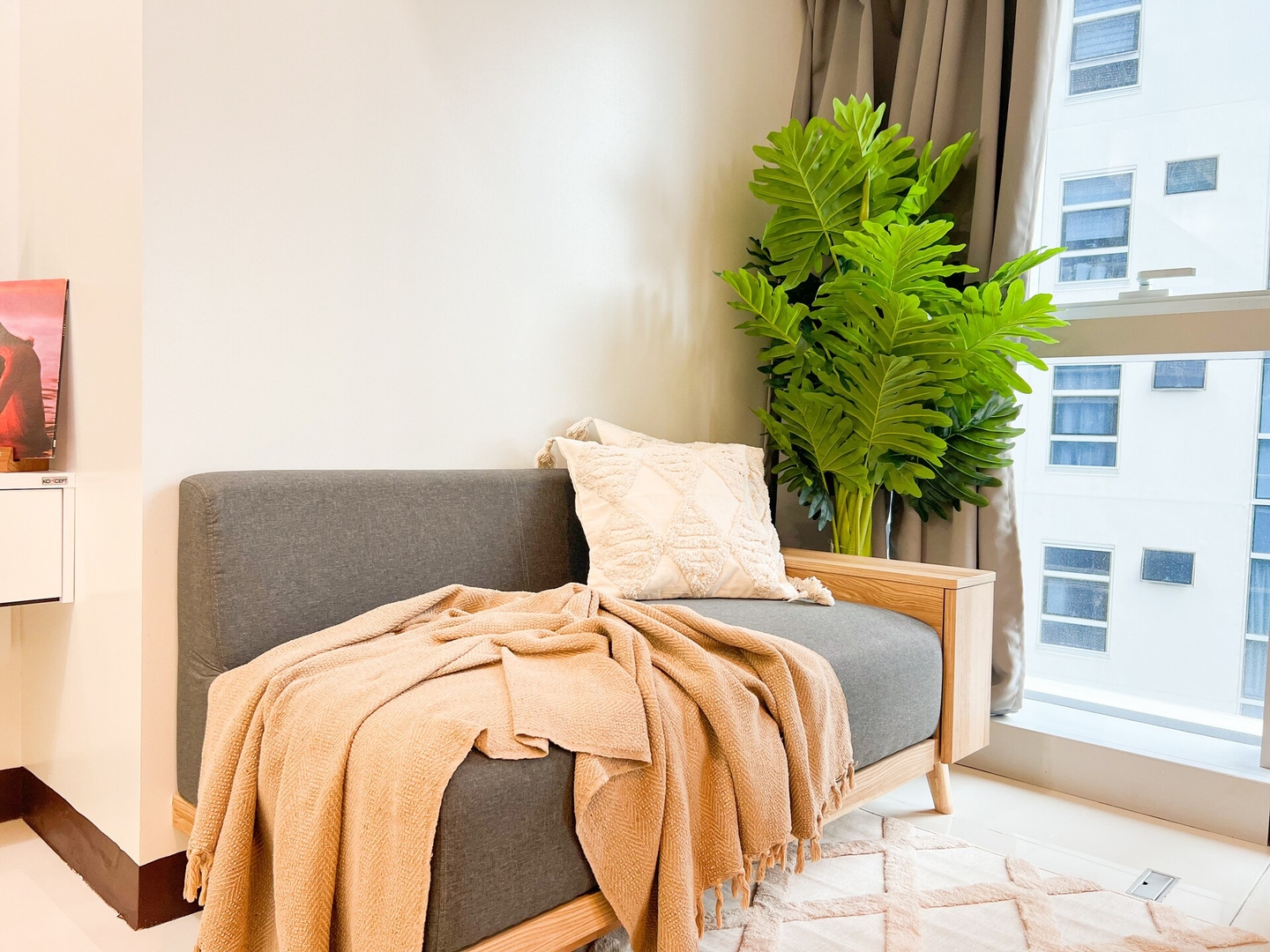 Stylish 1BR Prime BGC Uptown near Hyatt #upt119c 13 Chillhive Staycation