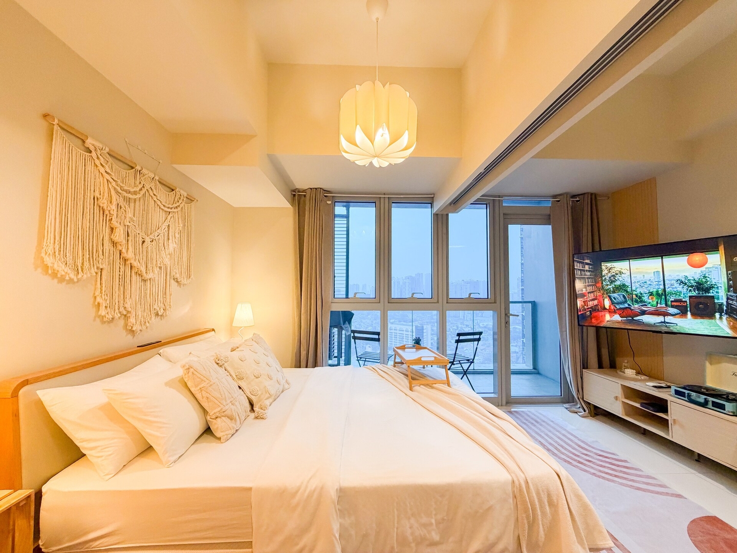 Chic 1BR Condo in Uptown BGC near Hyatt #UPT226Q 0 Chillhive Staycation