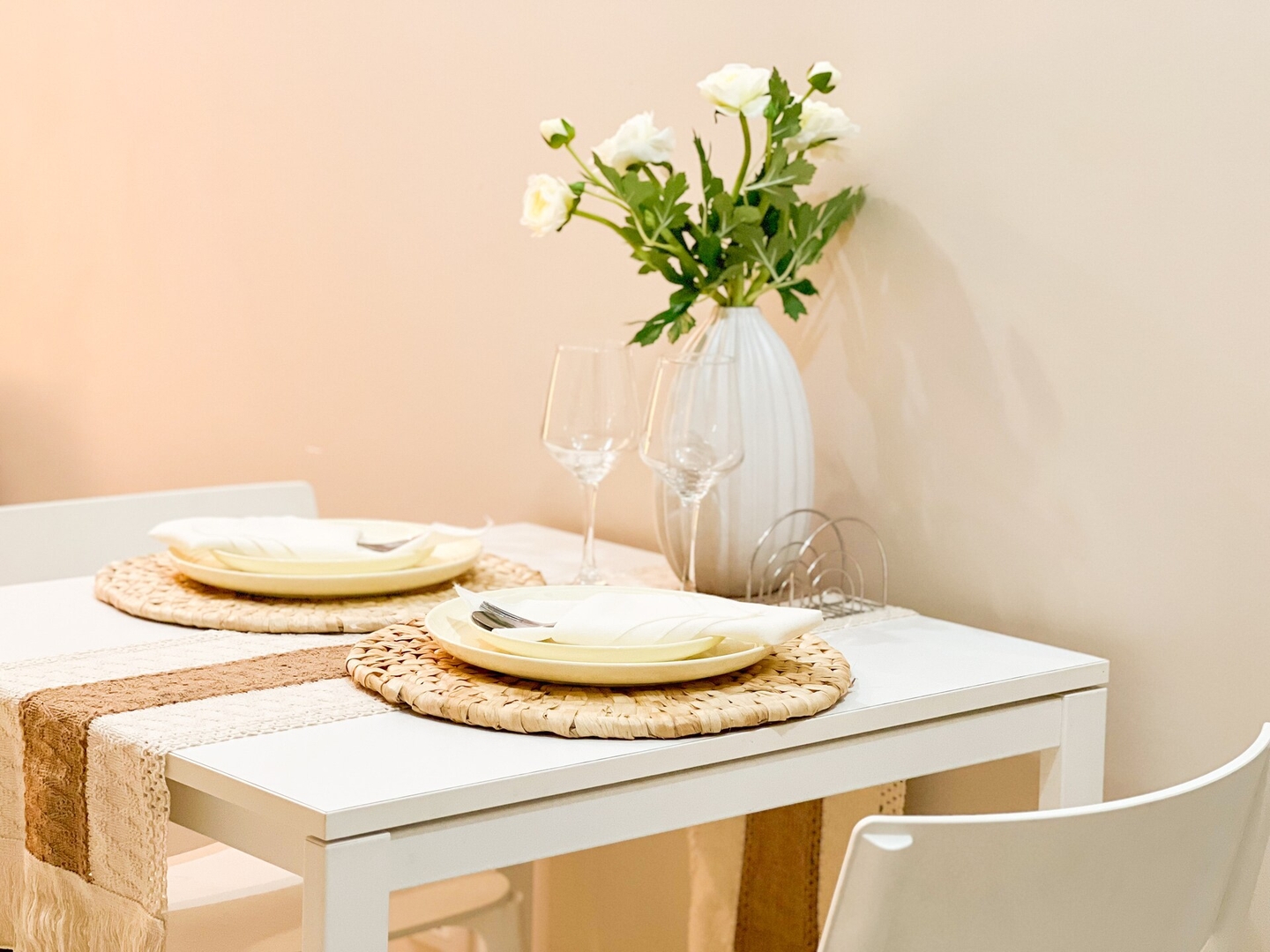 Luxe 1BR at BGC Uptown Parksuites #upt129p 2 Chillhive Staycation