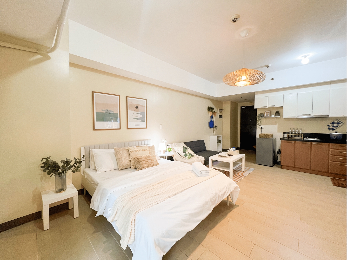 Cozy BGC Condo, Venice Grand Canal #vlrtc18e 10 Chillhive Staycation