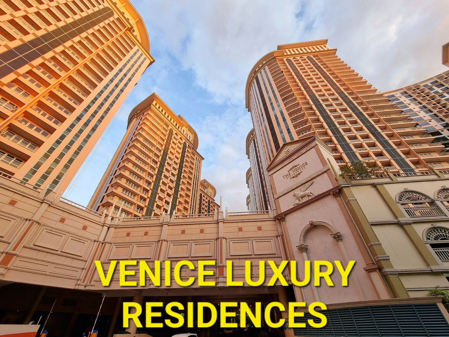 Luxury BGC Condo, Venice Grand Canal #vlrc5h 3 Chillhive Staycation