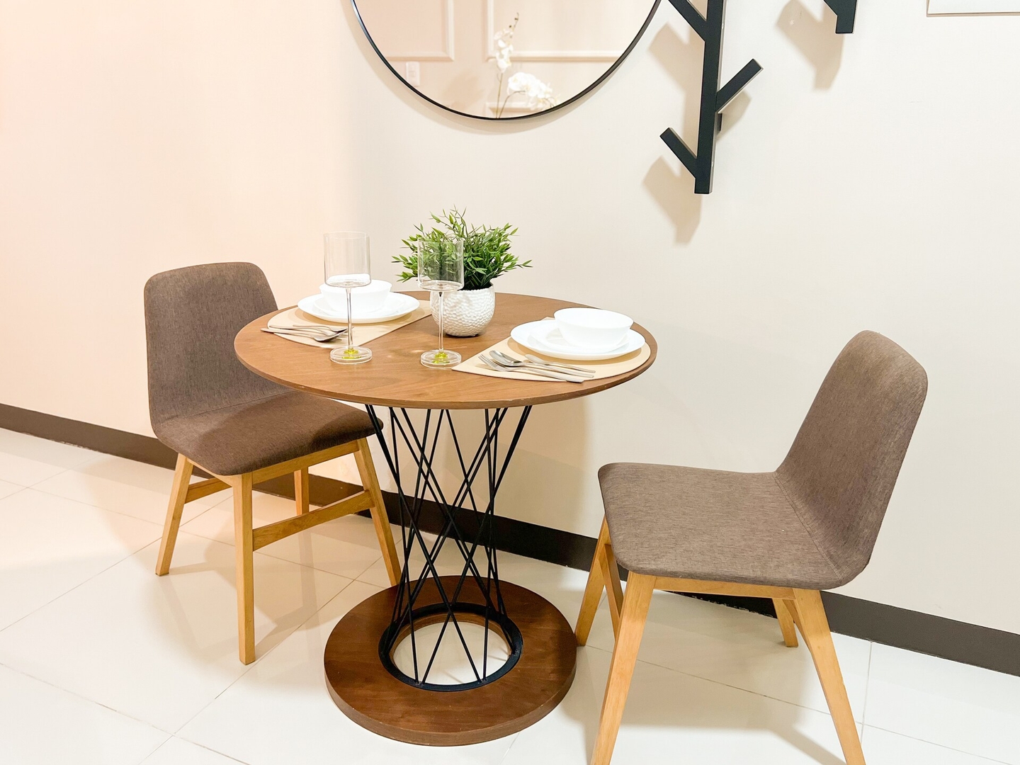Stylish 1BR in BGC Uptown & Mitsukoshi #UPT126D 7 Chillhive Staycation