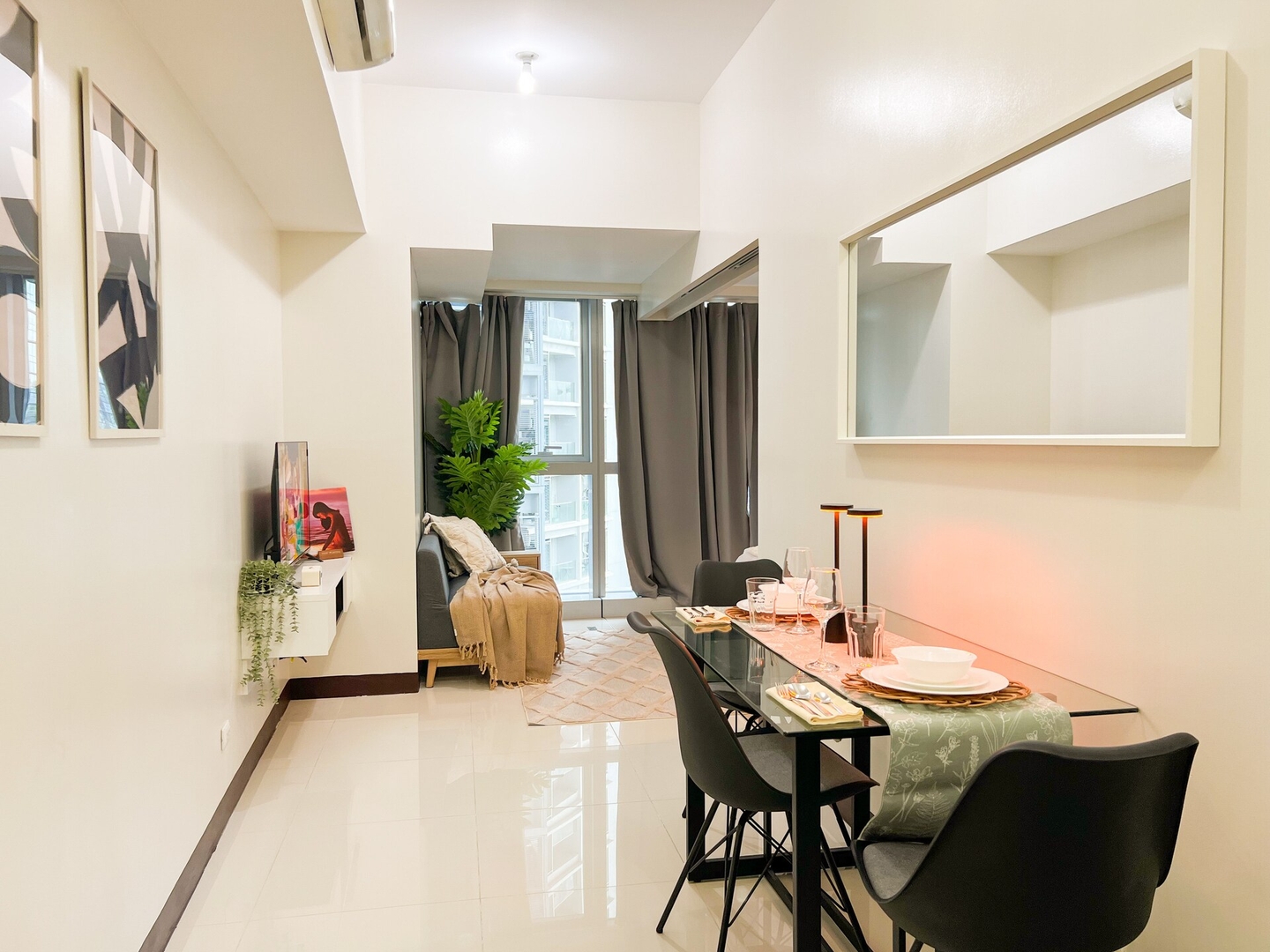 Stylish 1BR Prime BGC Uptown near Hyatt #upt119c 2 Chillhive Staycation