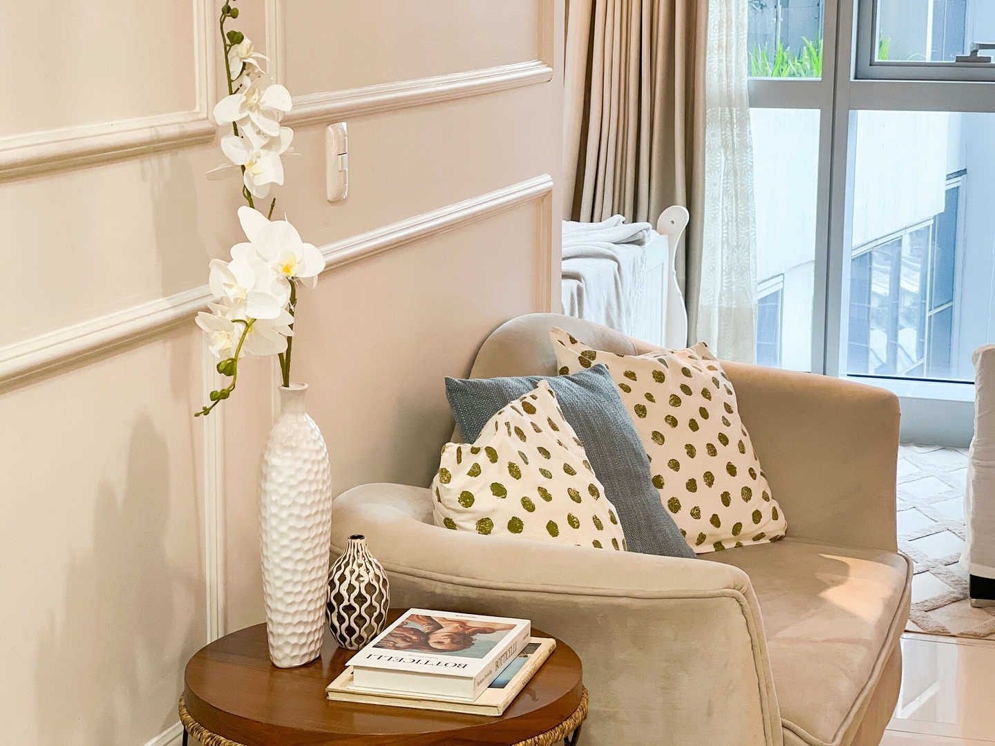 Stylish 1BR in BGC Uptown & Mitsukoshi #UPT126D 1 Chillhive Staycation