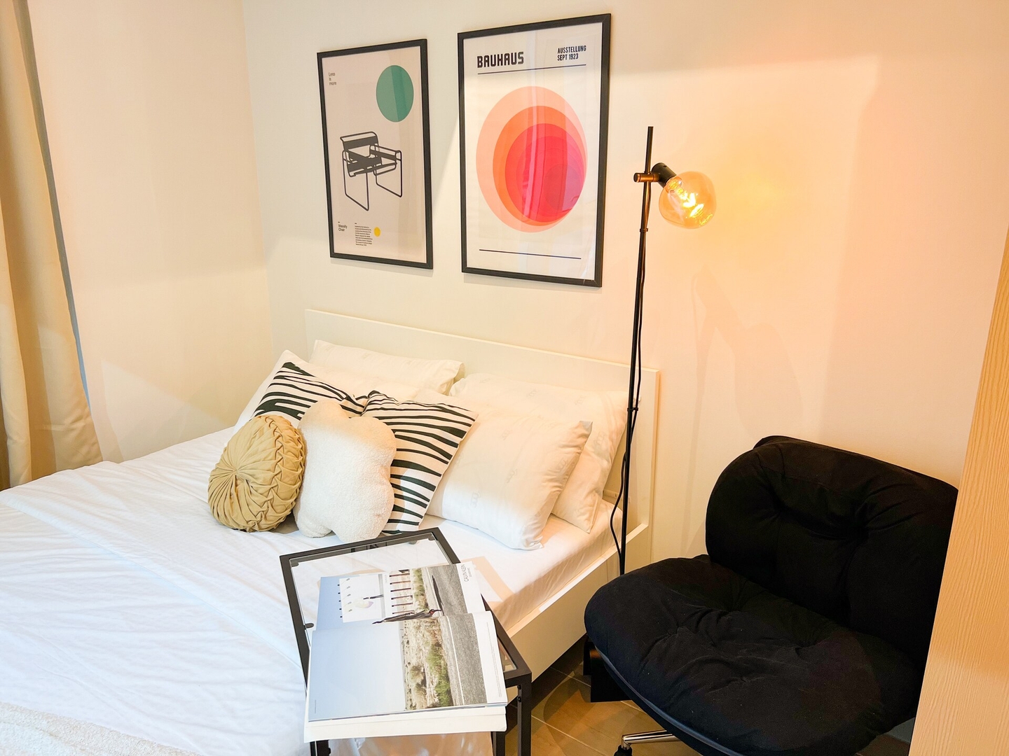 Prime BGC 1BR Near Grand Hyatt & Malls #upt215e 6 Chillhive Staycation