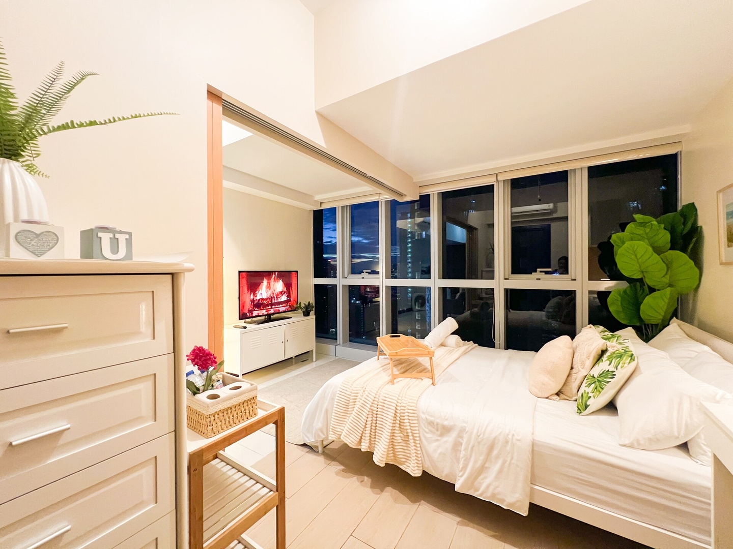 Luxe 1BR at BGC Uptown Parksuites #upt129p 33 Chillhive Staycation