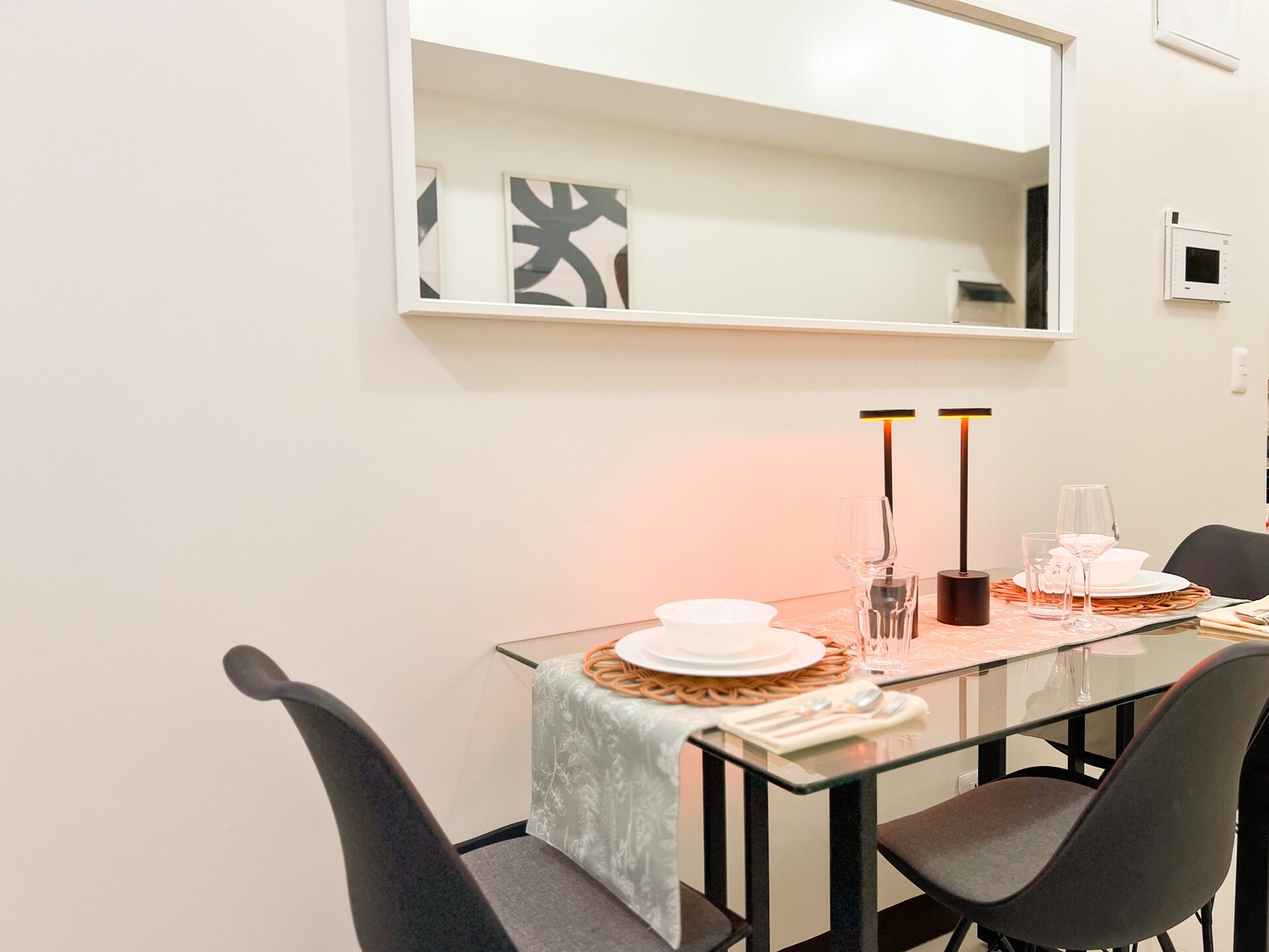 Stylish 1BR Prime BGC Uptown near Hyatt #upt119c 19 Chillhive Staycation