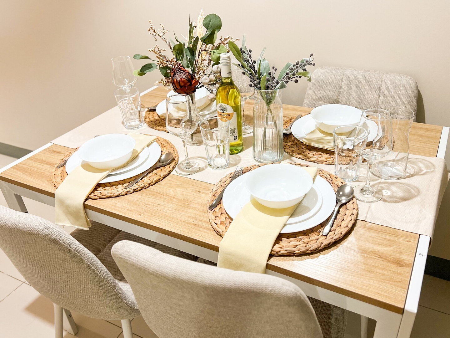 Prime 1BR Condo in the Heart of BGC #upt12j 10 Chillhive Staycation