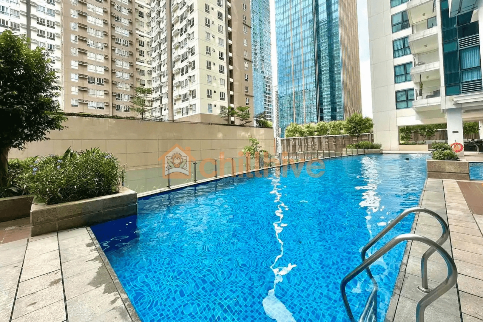 BGC Condo Near Uptown Mall, Grand Hyatt #ournw25b 4 Chillhive Staycation