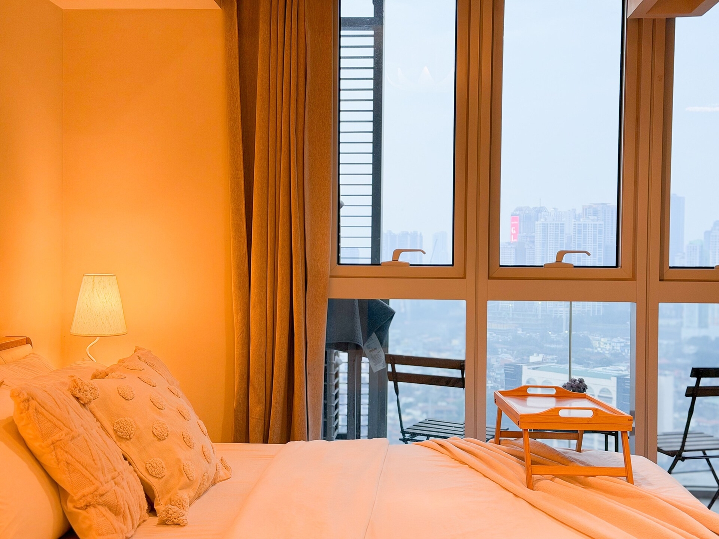 Chic 1BR Condo in Uptown BGC near Hyatt #UPT226Q 1 Chillhive Staycation