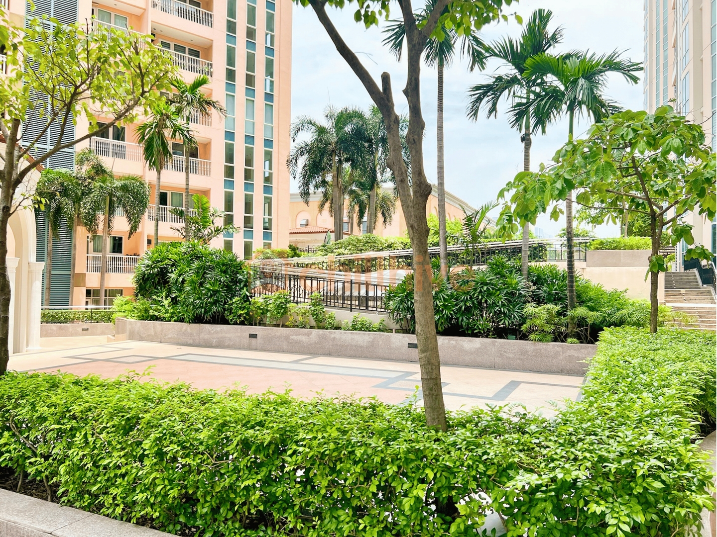 Luxury BGC Condo, Venice Grand Canal #vlrc5h 48 Chillhive Staycation