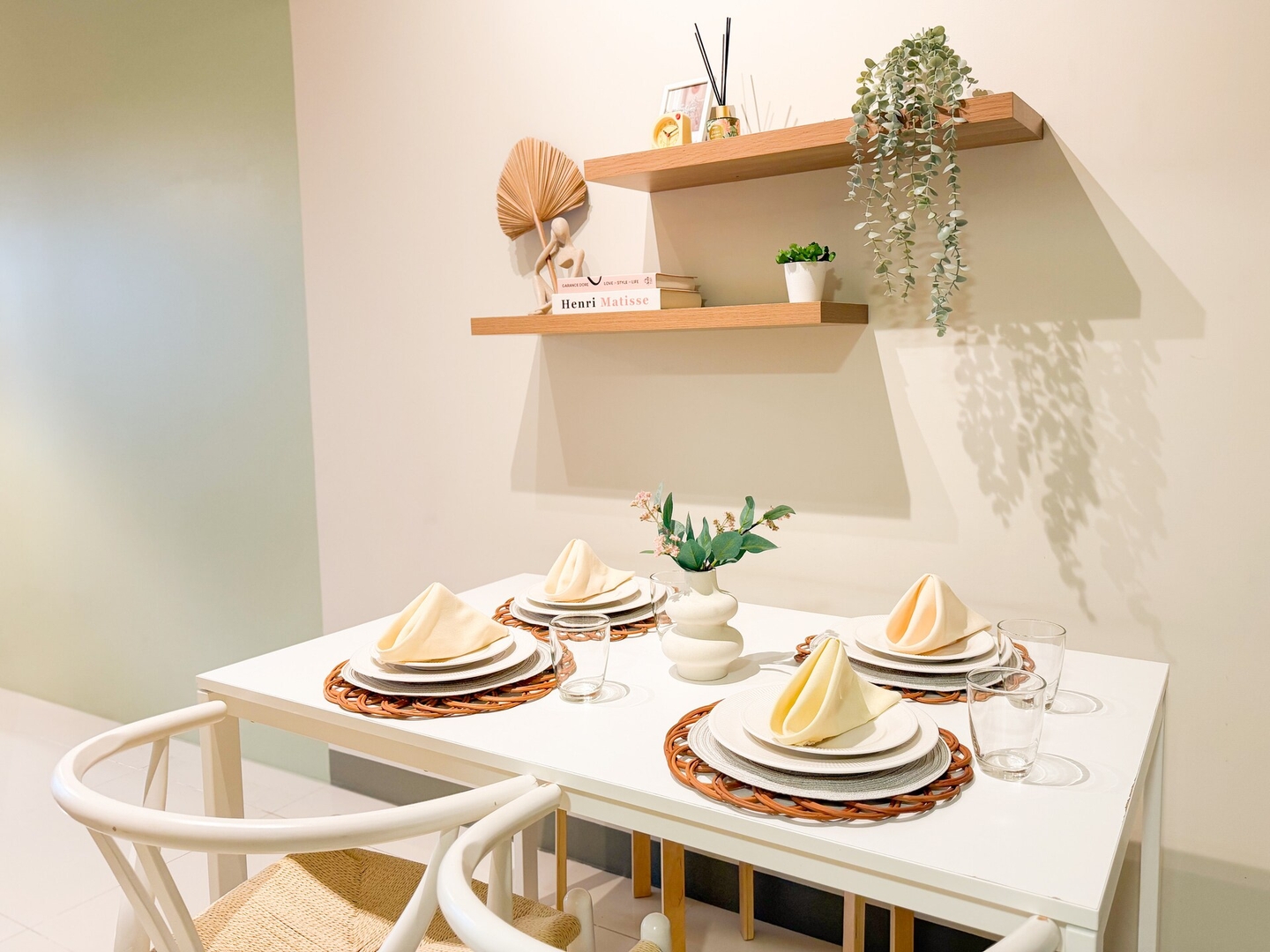 Chic 1BR Condo in Uptown BGC near Hyatt #UPT226Q 15 Chillhive Staycation