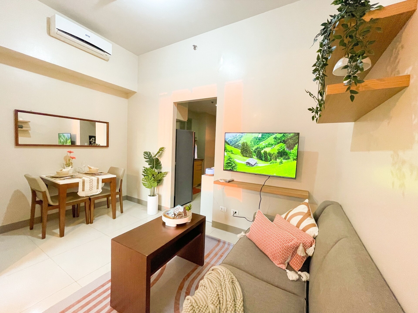 Best BGC Condo Near Uptown Area #oursw30b2 20 Chillhive Staycation
