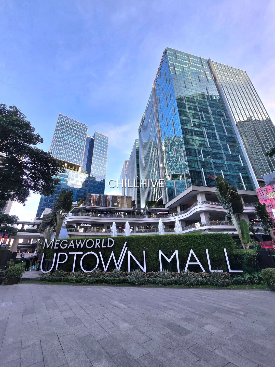 Chic 1BR Condo in Prime BGC Spot #upt220q 15 Chillhive Staycation