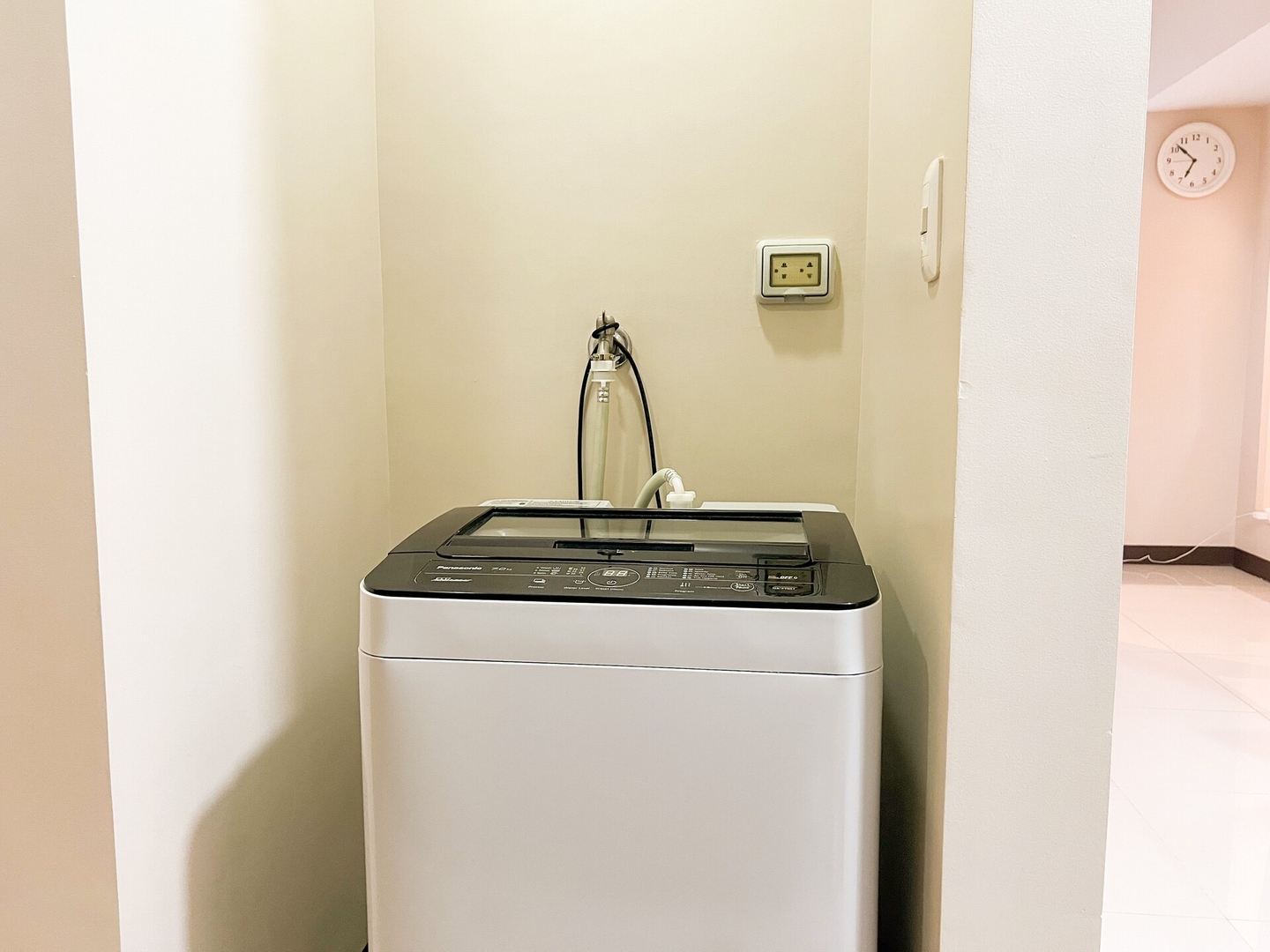 Stylish 1BR in BGC Uptown & Mitsukoshi #UPT126D 12 Chillhive Staycation