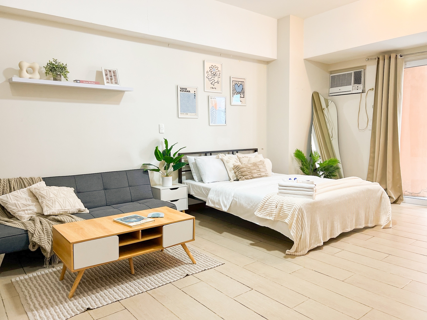 Luxury BGC Condo, Venice Grand Canal #vlrc5h 1 Chillhive Staycation