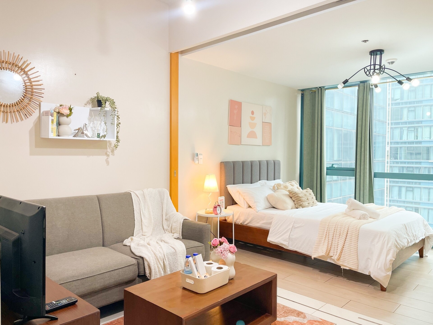 BGC Condo Near Uptown Mall, Grand Hyatt #ournw25b 8 Chillhive Staycation