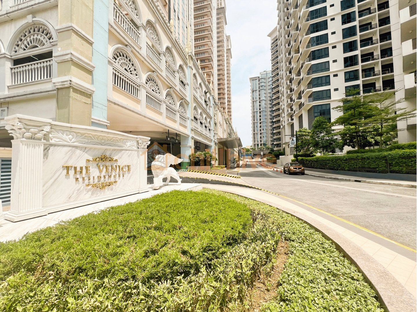 Luxury BGC Condo, Venice Grand Canal #vlrc5h 53 Chillhive Staycation