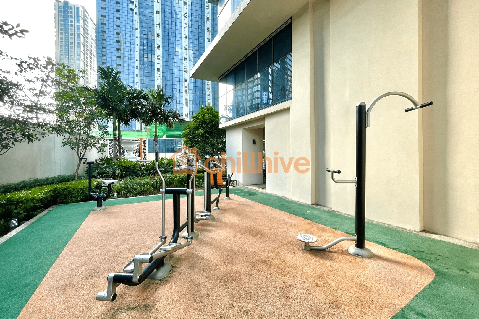 Chic 1BR Condo in Prime BGC Spot #upt220q 23 Chillhive Staycation