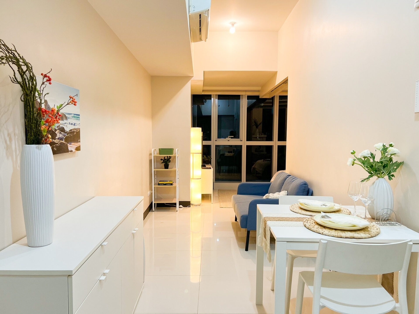 Luxe 1BR at BGC Uptown Parksuites #upt129p 4 Chillhive Staycation