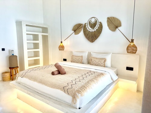 Sola - Modern, bright and quit Room 1