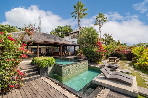 Luxury 5BR | Ocean View | Near Beach in Uluwatu 46 thewhiteglovebali.com