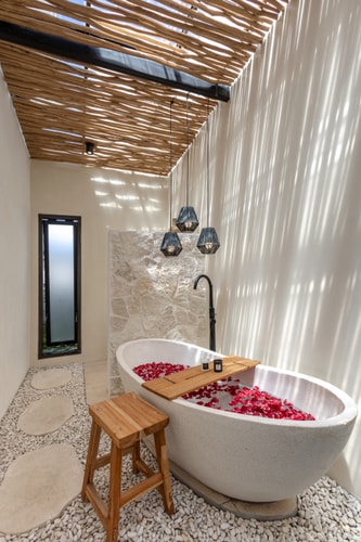 Ecstatic Villa, heart of Uluwatu 9 thewhiteglovebali.com