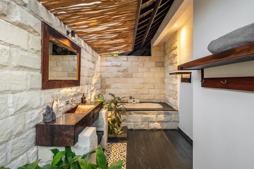 Luxury 5BR | Ocean View | Near Beach in Uluwatu 8 thewhiteglovebali.com