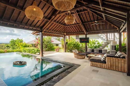 Luxury 5BR | Ocean View | Near Beach in Uluwatu 2 thewhiteglovebali.com
