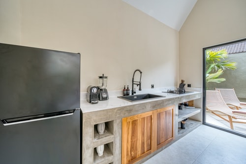 Aesthetic villa with Private Pool & Bathtub, Uluwatu 8 thewhiteglovebali.com