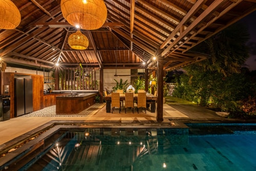 Luxury 5BR | Ocean View | Near Beach in Uluwatu 23 thewhiteglovebali.com
