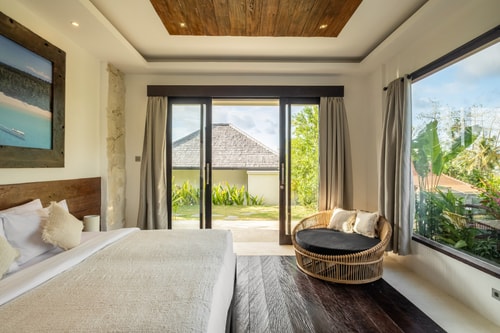 Luxury 5BR | Ocean View | Near Beach in Uluwatu 31 thewhiteglovebali.com