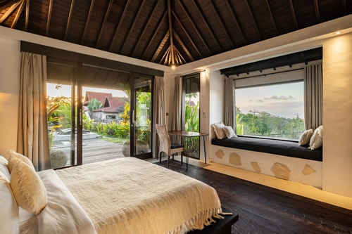 Luxury 5BR | Ocean View | Near Beach in Uluwatu 15 thewhiteglovebali.com