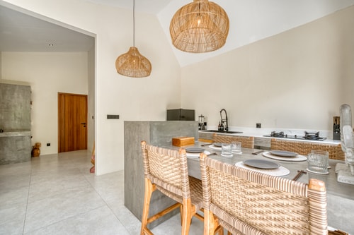 Aesthetic villa with Private Pool & Bathtub, Uluwatu 6 thewhiteglovebali.com