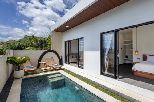 Oceanview Villa With Private Pool in Uluwatu 1 thewhiteglovebali.com
