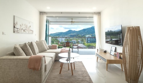 Modern 2BR Apartment with Ocean View in Surin
