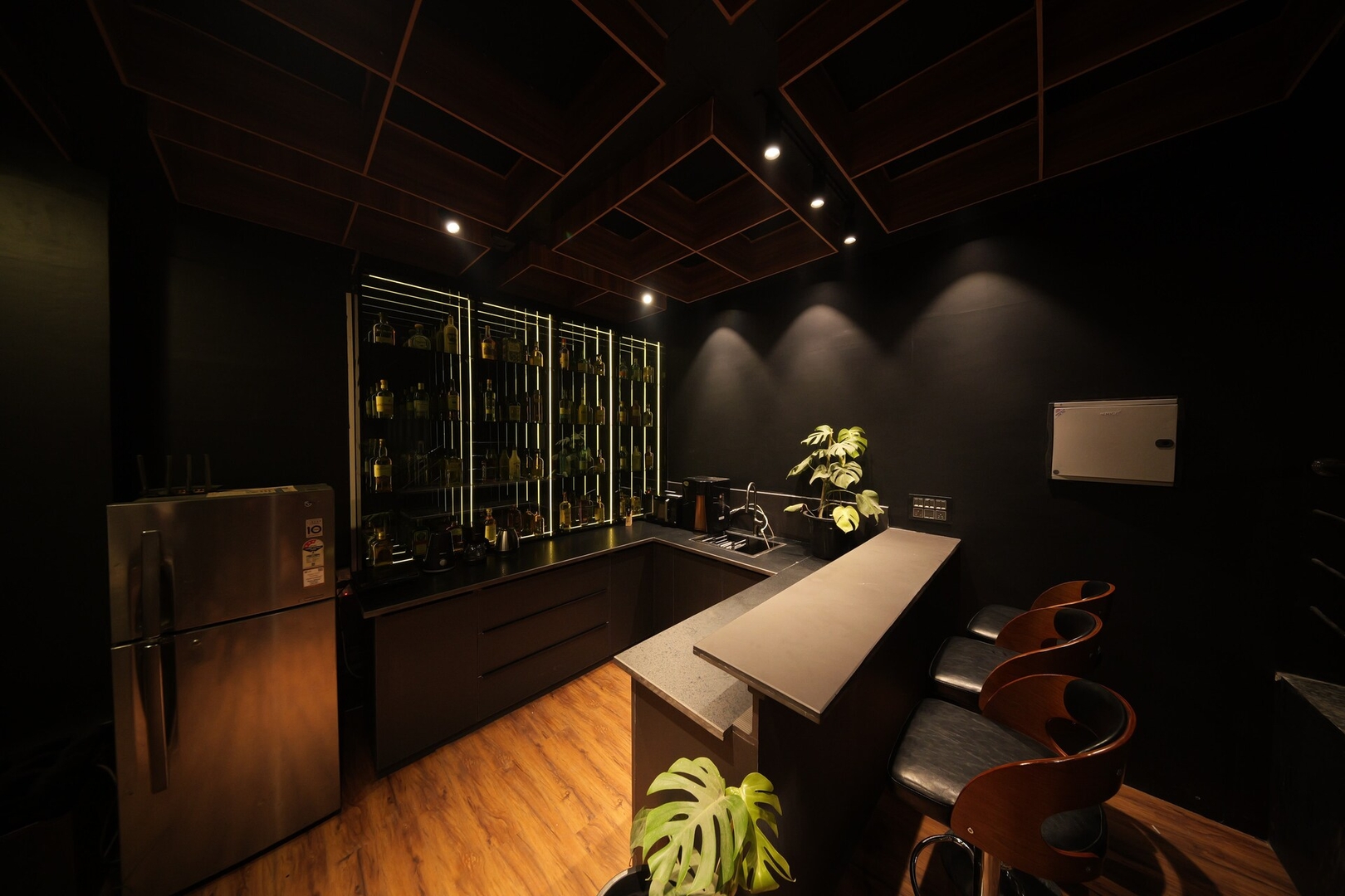 Speakeasy by Vyagram | Your Private Club 2