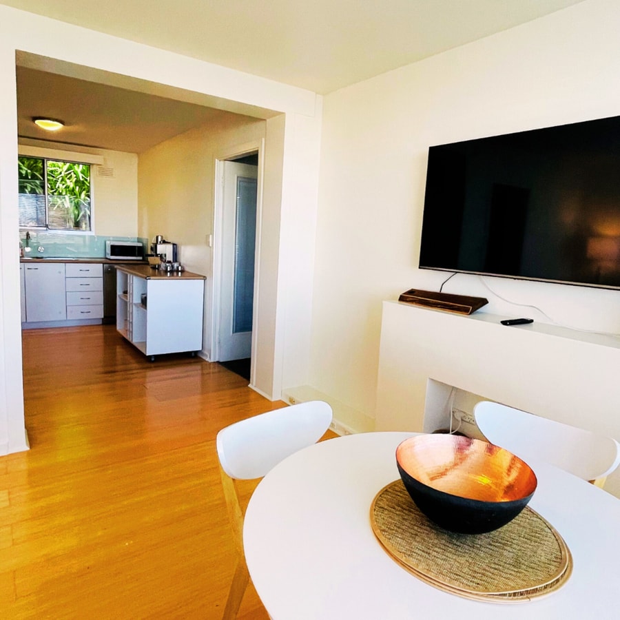 Sandy Bay Marina Apartment with Views gallery image 4