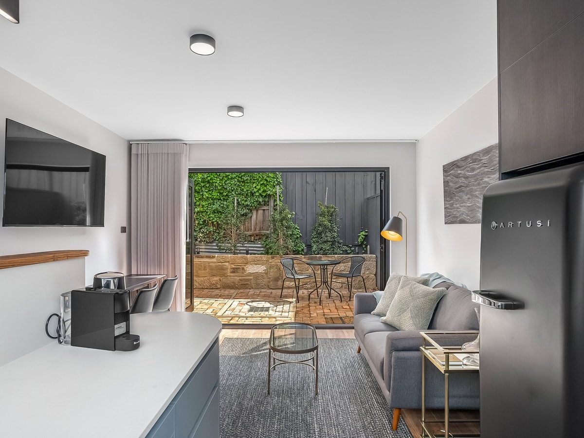 Catherine Cottage – Stylish Hobart Stay gallery image 7