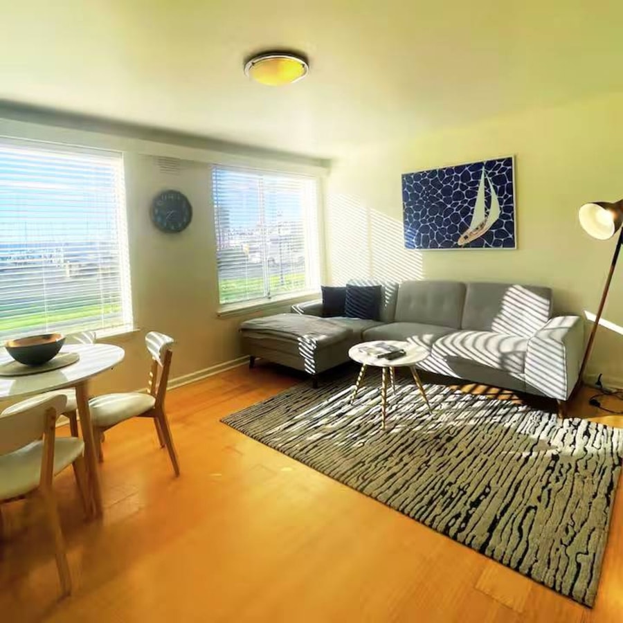Sandy Bay Marina Apartment with Views gallery image 7
